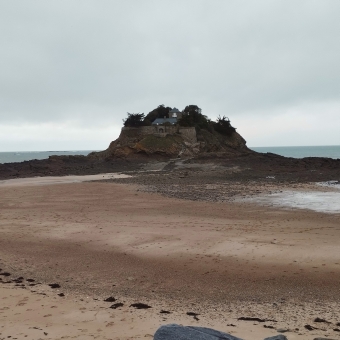 Plage du Guesclin, Saint Colomb