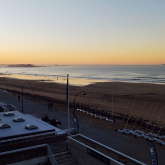 Plage du Sillon looking at Intro Muros