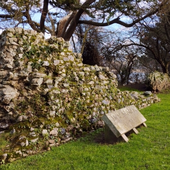 Old Ruins, near Saint Malo